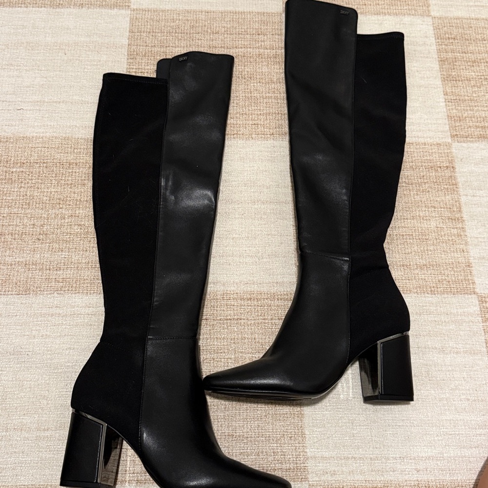 DKNY Black Knee-High Boots with Block Heel size 7